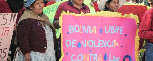 BASTA DE FEMINICIDIOS Y VIOLENCIA CONTRA LAS MUJERES Y NIÑAS